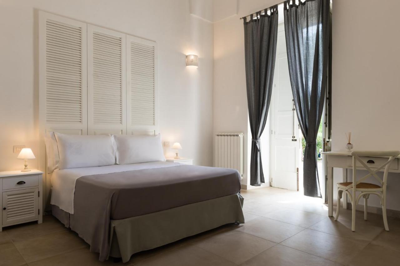 Bed & Breakfast Dimora Del Duca, Masseria Di Charme 4*